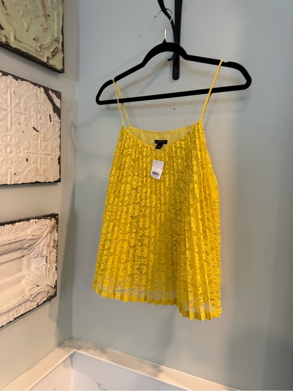Ann Taylor Pleated Lace Camisole Yellow Celery NWT - M